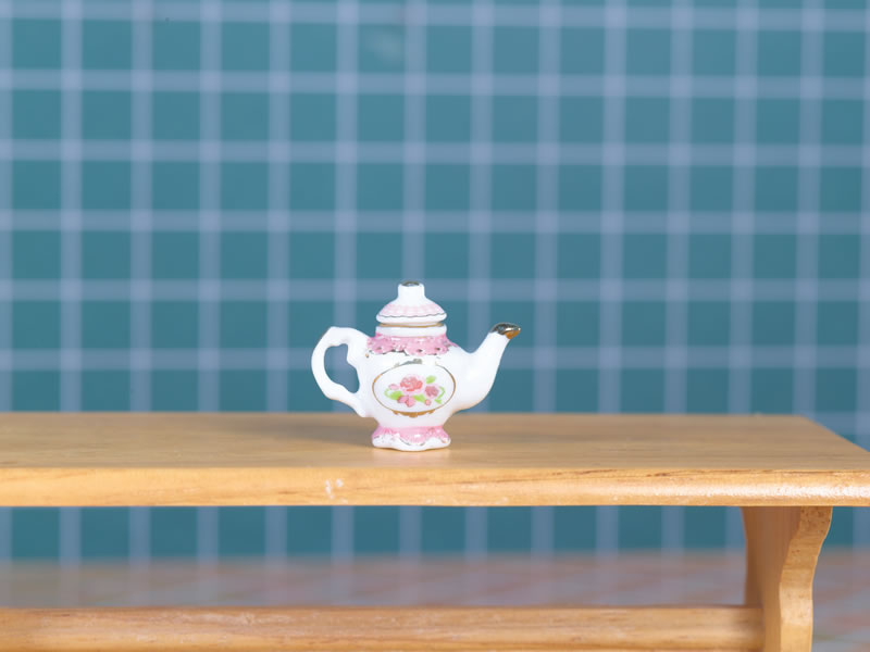 Dolls House Miniature 1/12th Scale Pretty Pink Ornate Teapot 1062 